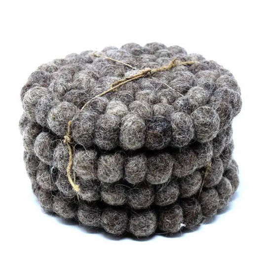 S/4 Dark Grey Felt Ball Coasters